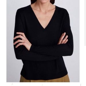 Zara V-Neck Fine Knit Sweater, Size S